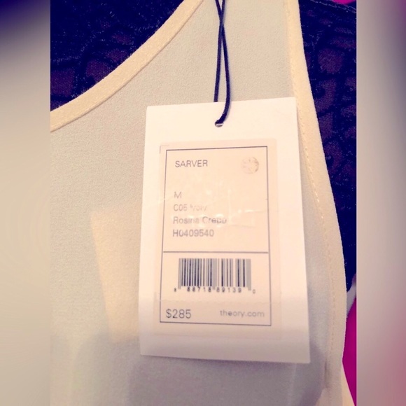 Theory Sarver Cold Shoukder blouse - Picture 3 of 6